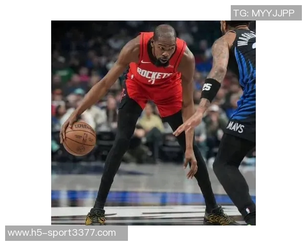 杜兰特称抢下18个前场板是取胜关键强调进攻回合的重要性